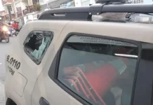 Viatura da PM é atacada com pedradas em Pernambués