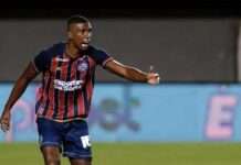 Bahia corre contra o tempo para ter Kanu contra o Botafogo