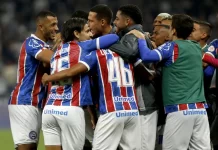 Em atuação histórica, Bahia goleia o Corinthians em SP e deixa o Z-4