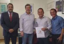 Prefeito de Muniz Ferreira se reúne com diretoria da Conder em busca de investimentos