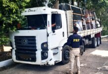 Caminhão com chapas de granito sem nota fiscal é retido pela PRF no Extremo Sul da Bahia — Polícia Rodoviária Federal WhatsApp Image 2024-02-28 at 11.31.20.jpeg