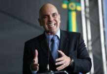 Candidatos podem ter mandatos cassados caso façam uso inapropriado da IA durante as eleições