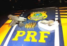 Dupla é detida com carro roubado, pistola e droga em Garanhuns — Polícia Rodoviária Federal WhatsApp Image 2024-03-27 at 09.21.32.jpeg