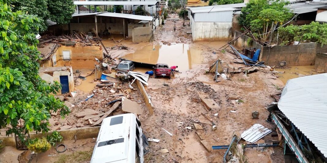 Espírito Santo anuncia medidas para atender afetados pelas chuvas Espírito Santo anuncia medidas para atender afetados pelas chuvas