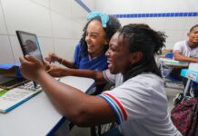 Estudantes da rede estadual de ensino são beneficiados com 148 mil tablets Logo