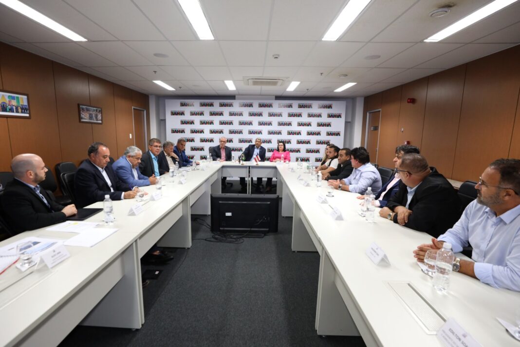 Governador autoriza licitações para pavimentação de trecho da BA-262 e Logo