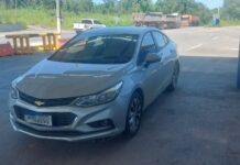 Homem aceita sedan roubado como forma de pagamento e acaba detido pela PRF por receptação em Barreiras (BA) — Polícia Rodoviária Federal sdfvdd.jpg