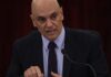 Moraes nega pedido de devolução de passaporte para Bolsonaro Moraes nega pedido de devolução de passaporte para Bolsonaro
