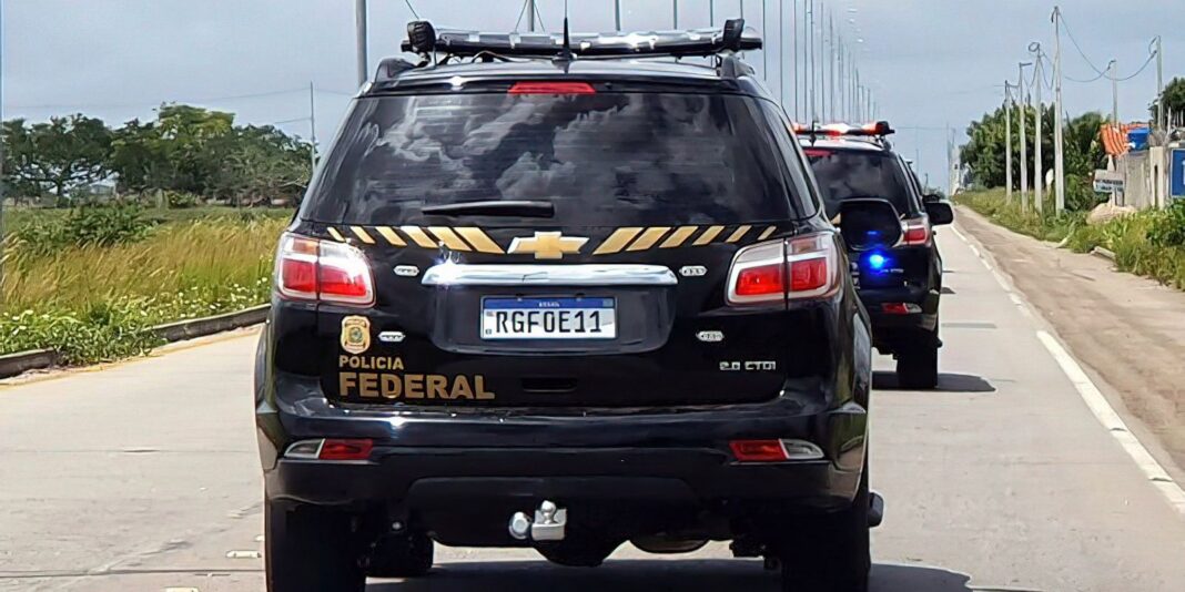 Operação da PF mira fraudes em alvarás judiciais, em três Operação da PF mira fraudes em alvarás judiciais, em três estados