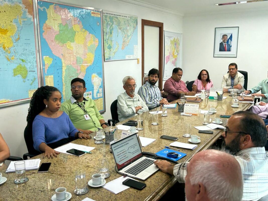 SEI e Seplan discutem estudos do Pensar a Bahia Logo