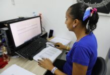 Servidores da Educação podem agilizar demandas para serviços de RH através de canal de atendimento on-line Logo