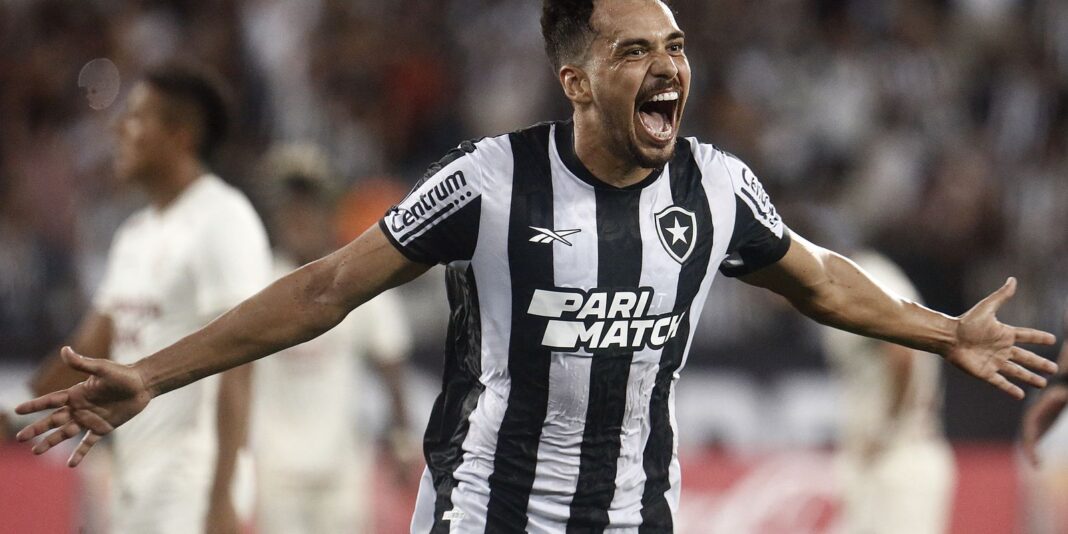 Botafogo supera lesão de Tiquinho e vence a primeira na Botafogo supera lesão de Tiquinho e vence a primeira na Libertadores