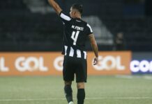 Mateo Ponte marca e Botafogo vence a primeira no Brasileiro Mateo Ponte marca e Botafogo vence a primeira no Brasileiro