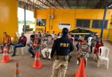 PRF promove ações educativas na abertura do Maio Amarelo 2024 no Amapá. — Polícia Rodoviária Federal WhatsApp Image 2024-04-30 at 17.28.46.jpeg