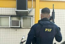 PRF recupera veículo clonado na Dutra/RJ — Polícia Rodoviária Federal ocorrencia (2).jpg
