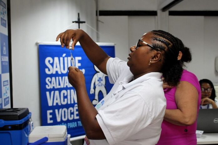 Para zerar estoque, Salvador terá vacinação contra a dengue nesta segunda (22) – Secretaria de Comunicação