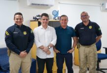 Superintendente da PRF na Paraíba recebe visita do Secretário de Segurança Urbana e Cidadania — Polícia Rodoviária Federal WhatsApp Image 2024-04-17 at 16.14.16.jpeg