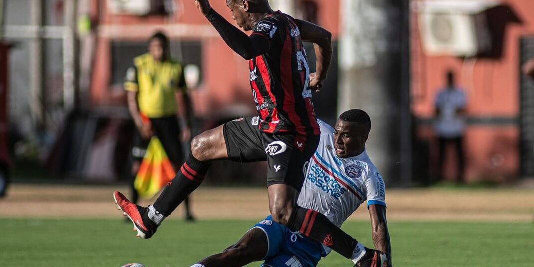 Vitória faz 3 a 2 de virada sobre Bahia em Vitória faz 3 a 2 de virada sobre Bahia em 1º jogo da final do Baianão