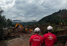Bombeiros da Bahia continuam nas buscas por desaparecidos no Rio Grande do Sul Logo