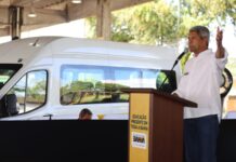 Governo do Estado entrega vans escolares que vão atender estudantes da zona rural de 54 municípios Logo