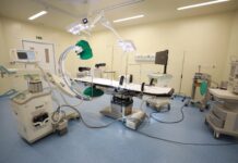 Inauguração do Hospital Costa das Baleias, em Teixeira de Freitas, marca fortalecimento do atendimento oncológico no extremo sul baiano Logo