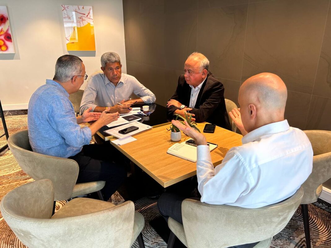Na Holanda, Jerônimo se junta a outros governadores do Nordeste Logo