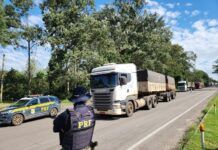 PRF e DNIT liberam 137 caminhões que estavam isolados em Itaara/RS — Polícia Rodoviária Federal WhatsApp Image 2024-05-06 at 16.21.36.jpeg