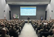 PRF realiza ação do Maio Amarelo para militares da FAB em Recife — Polícia Rodoviária Federal PRF realiza ação do Maio Amarelo para militares da FAB em Recife