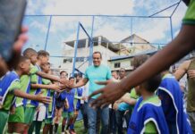 Prefeitura entrega 45º campo sintético e praça na Santa Mônica no feriado de Corpus Christi – Secretaria de Comunicação Prefeitura entrega 45º campo sintético e praça na Santa Mônica no feriado de Corpus Christi – Secretaria de Comunicação