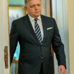 Premiê da Eslováquia tem estado grave após tentativa de assassinato
