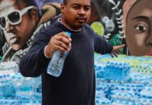 Rapper denuncia apagamento da presença negra em enchentes no RS Rapper denuncia apagamento da presença negra em enchentes no RS