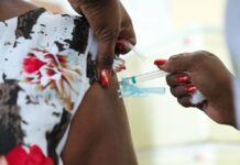 Salvador retoma vacinação contra a dengue e amplia público eletivo para a gripe nesta quinta-feira (2) – Secretaria de Comunicação Salvador retoma vacinação contra a dengue e amplia público eletivo para a gripe nesta quinta-feira (2) – Secretaria de Comunicação