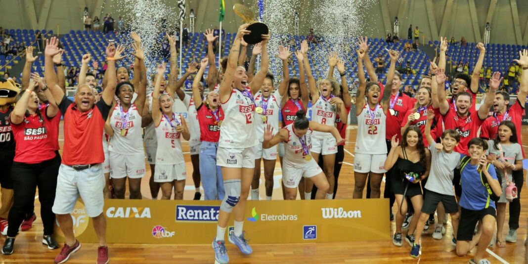 Sesi conquista título da primeira edição da Copa da LBF Sesi conquista título da primeira edição da Copa da LBF