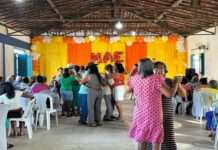 Muniz Ferreira celebra Dia das Mães com música, dança inclusiva e participação de idosas do SCFV; entrega de ambulância também marca a semana