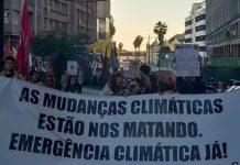 Eco pelo Clima faz protesto e acusa governo gaúcho de descaso Eco pelo Clima faz protesto e acusa governo gaúcho de descaso