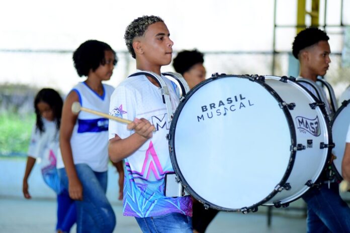 Fanfarras de Escolas Municipais se preparam para esfile do 2 de Julho – Secretaria de Comunicação