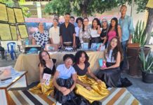 Mais de 2 mil estudantes da rede estadual participam da Feira Literária de Bom Jesus da Lapa Logo