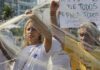 Manifestantes protestam contra PEC das Praias na orla do Rio Manifestantes protestam contra PEC das Praias na orla do Rio