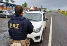 PRF recupera em Simões Filho (BA) veículo furtado de locadora — Polícia Rodoviária Federal WhatsApp Image 2024-06-02 at 08.11.53.jpeg