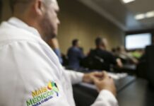Saúde reajusta bolsa do Mais Médicos em 8,4% Saúde reajusta bolsa do Mais Médicos em 8,4%