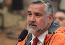 Auxílio Reconstrução: governo suspeita de 300 mil fraudes em pedidos Auxílio Reconstrução: governo suspeita de 300 mil fraudes em pedidos