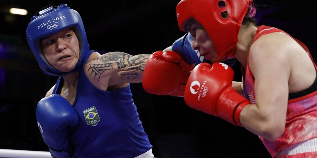 Bia Ferreira inicia torneio olímpico de boxe com triunfo incontestável Bia Ferreira inicia torneio olímpico de boxe com triunfo incontestável