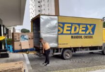 Correios doam 21,5 mil livros para abastecer bibliotecas no RS Correios doam 21,5 mil livros para abastecer bibliotecas no RS