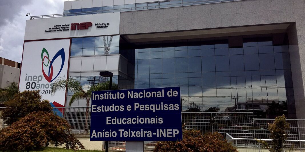 MEC publica edital do primeiro Enade das Licenciaturas MEC publica edital do primeiro Enade das Licenciaturas