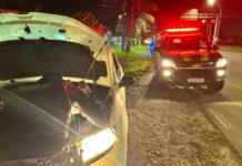 PRF detém homem com espada dentro de carro roubado no Recife — Polícia Rodoviária Federal PRF detém homem com espada dentro de carro roubado no Recife