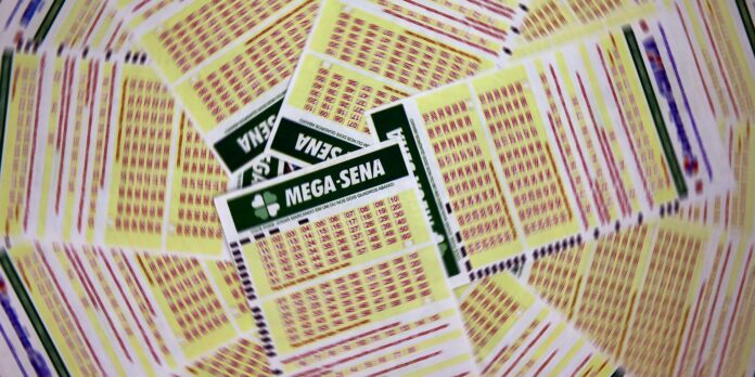 Três apostas levam prêmio total de mais de R$ 102 milhões na Mega-Sena