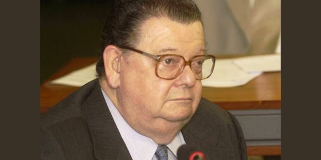 Presidente Lula lamenta a morte do ex-ministro Delfim Netto Presidente Lula lamenta a morte do ex-ministro Delfim Netto
