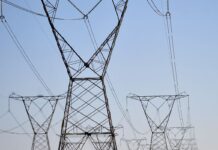 Transmissão de energia está 100% normalizada no Acre e em Rondônia Transmissão de energia está 100% normalizada no Acre e em Rondônia