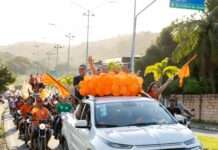 Gileno e Vavá levam milhares de pessoas em carreata e caminhada no distrito de Onha, em Muniz Ferreira
