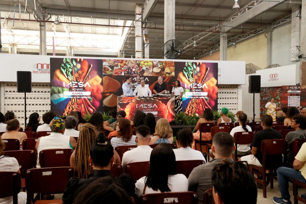 Mesa ao Vivo movimenta alta gastronomia nacional no Mercado do Logo